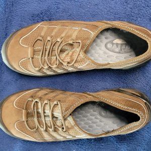 Privo Women Size 6 m Shoes Brown Athletic Comfort Sneakers